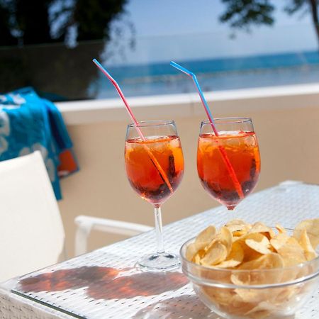 Marina Beach Suite Hotel Rimini Extérieur photo