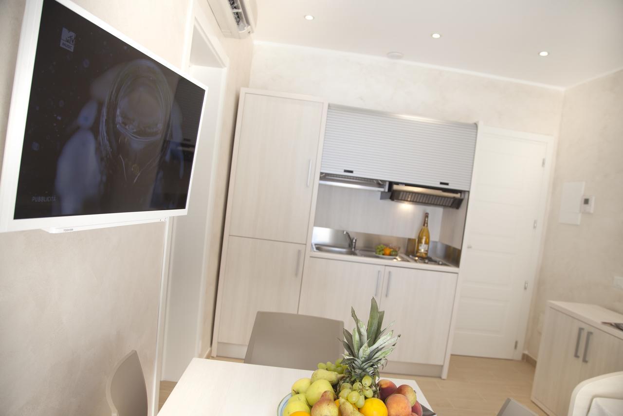 Marina Beach Suite Hotel Rimini Extérieur photo
