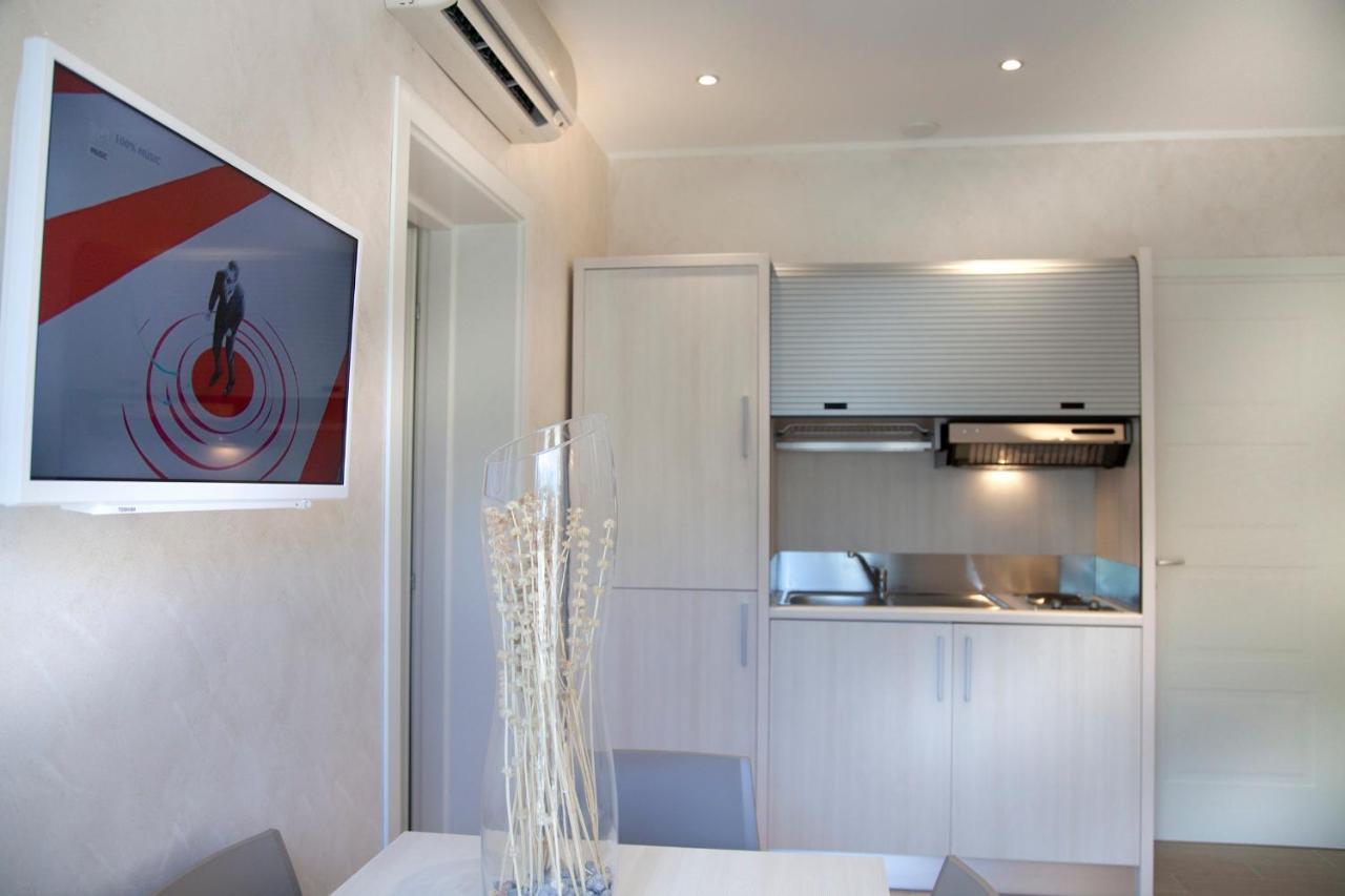 Marina Beach Suite Hotel Rimini Extérieur photo